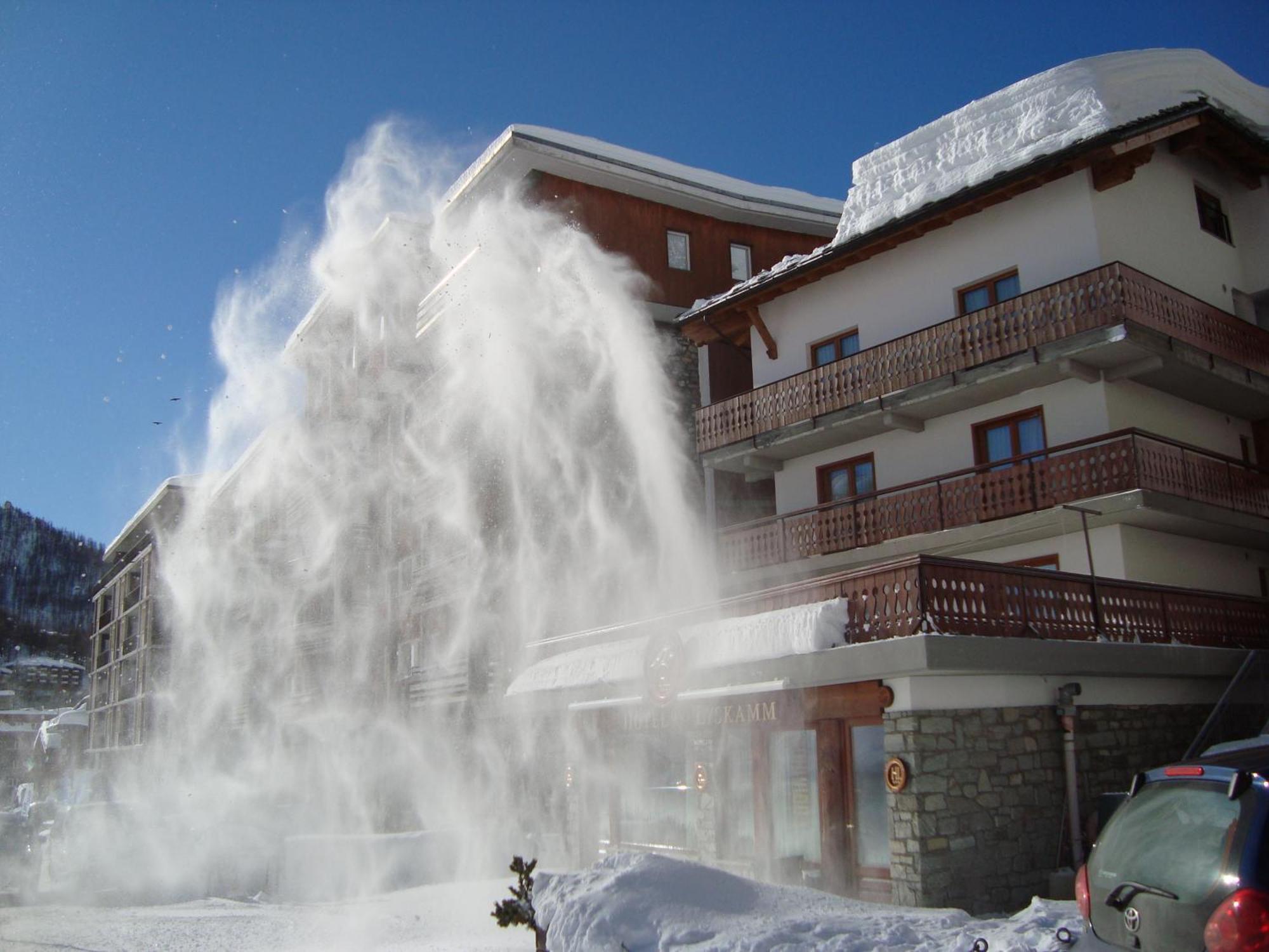 Hotel Lyskamm เบรยล์-แชร์วิเนีย ภายนอก รูปภาพ